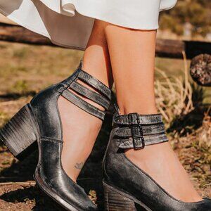 FREEBIRD Randi - Black Leather - Size 7